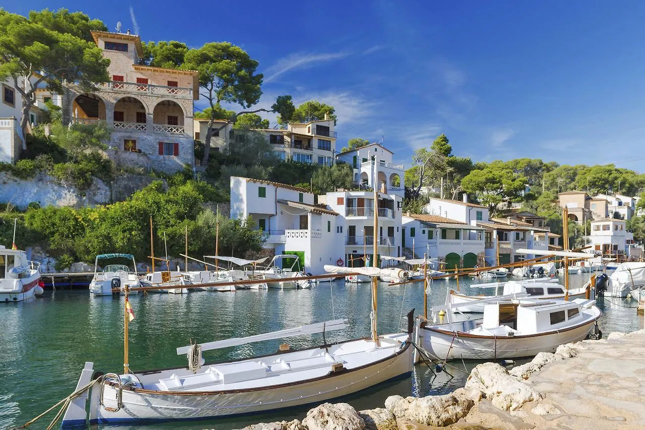 Harbour View 2 Apartment Cala Figuera